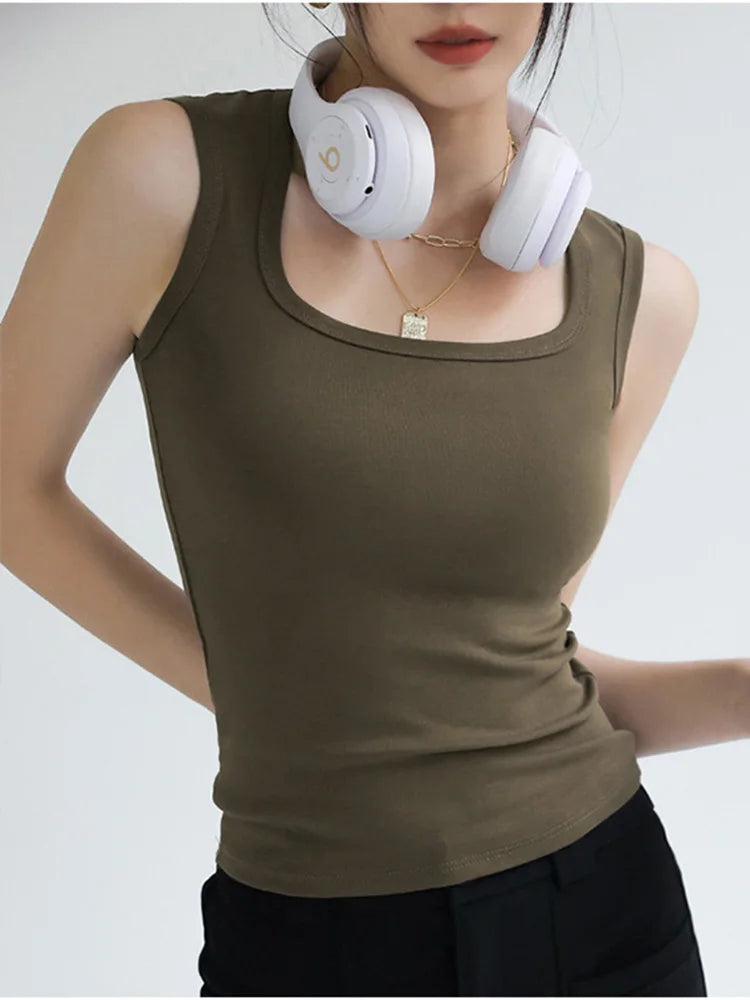 Women's Solid U-Neck Ribbed Sleeveless Tank Top
